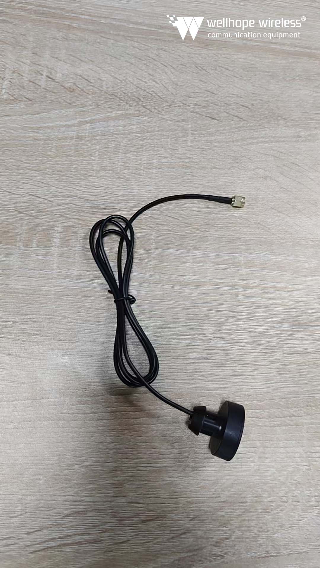 Manhole Cover IoT Antenna